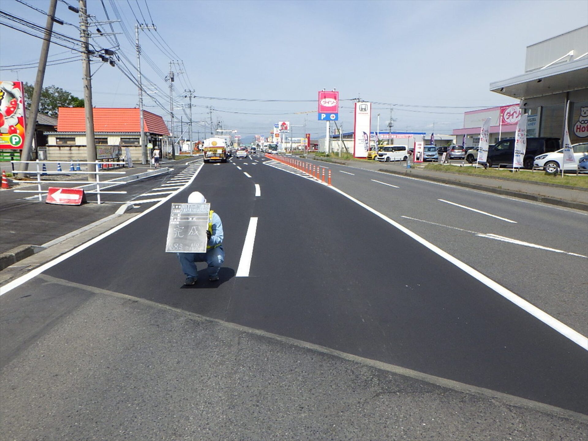 コストコ壬生倉庫店前　舗装工事施工写真